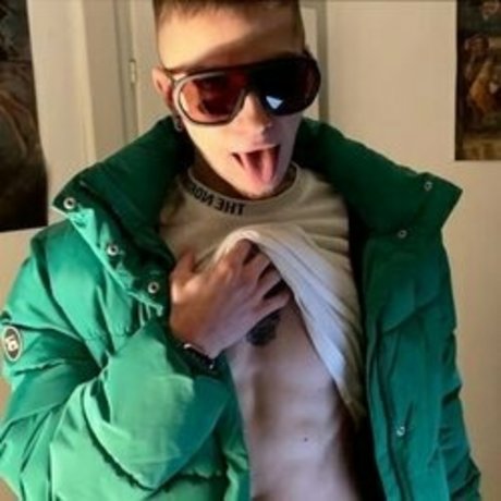 CYBERBOG V2 Nacktbilder geleakt OnlyFans