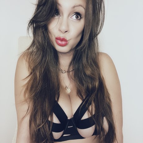 OfficialTaliaShepard OnlyFans-Seite