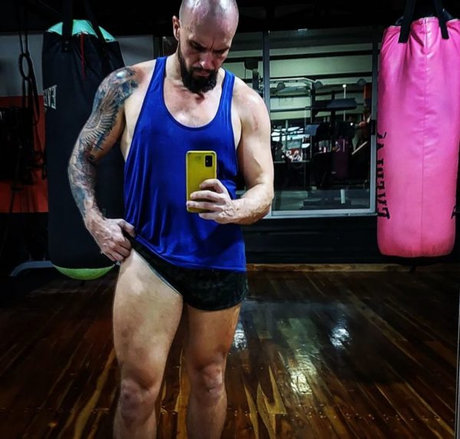 Papi Silkies_ Nacktbilder-Leaks von OnlyFans