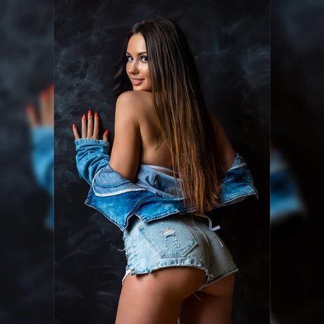 Ludaska OnlyFans Nackt