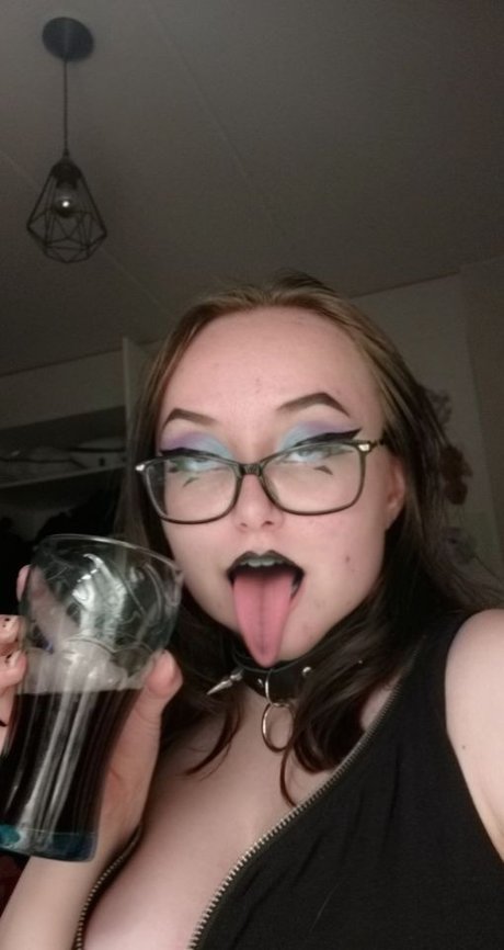 _Noia_ Geleakte OnlyFans-Inhalte