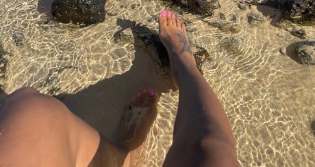 GODDESS SILK Nackt auf OnlyFans Leak