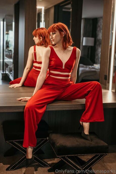 Luna Sparks New Subs FREE rating Nacktbilder von OnlyFans