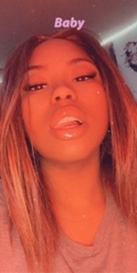 Oasis Cherry blossum OnlyFans Nackt Leaks