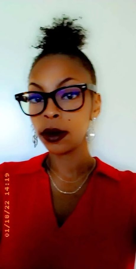 GoldHoney OnlyFans Nacktbilder