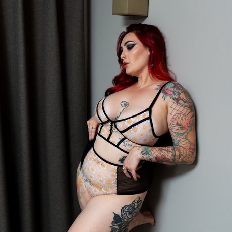 Tash White FREE Neue geleakte OnlyFans-Inhalte