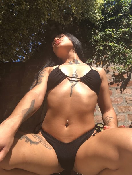 BABY MORA FIT GIRL_ OnlyFans Leak