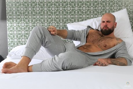 Hendrick Lewis OnlyFans-Rezensionen