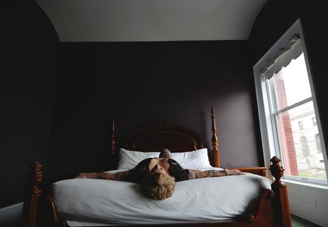 Liberty OnlyFans geleakte Brüste