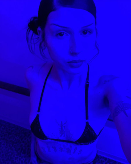 Evil girl Bilder OnlyFans