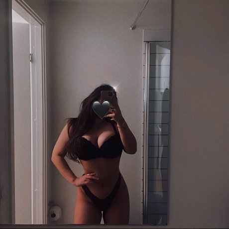 Sandra Helgaard Neues OnlyFans