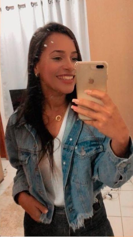 Deborah Silva Nacktbilder von OnlyFans