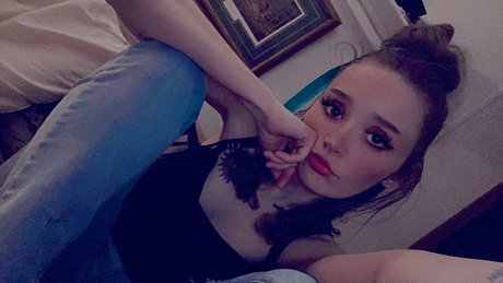 Saras Beauty OnlyFans Leaj