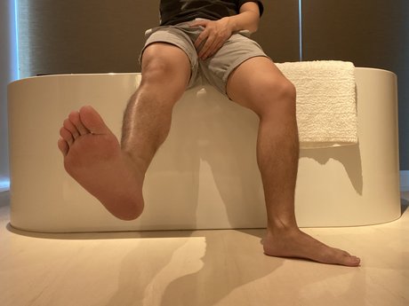Asian Foot Master US10_ Nacktbilder von OnlyFans geleakt