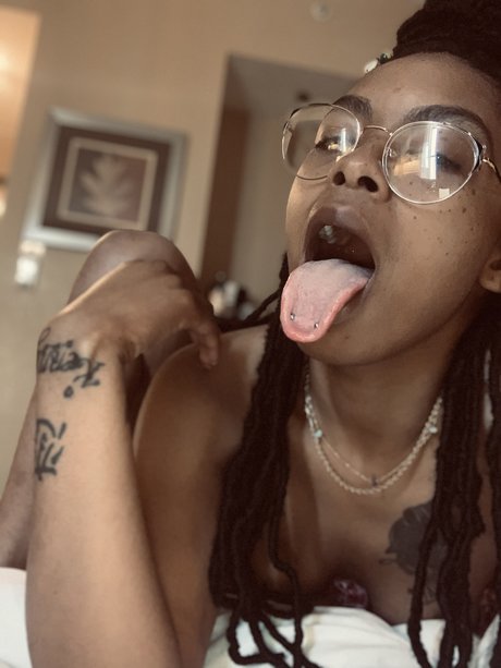 Key2yahHeart_ OnlyFans nackt