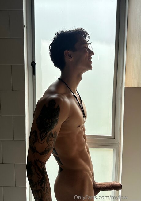 MilO OnlyFans Pornografie