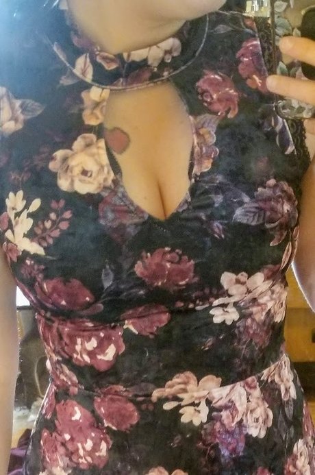 Ehsi Tiarra Nacktbilder von OnlyFans geleakt