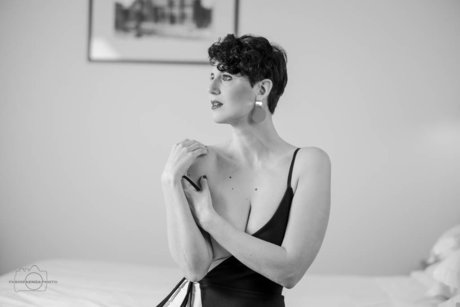 Myna Bilder OnlyFans