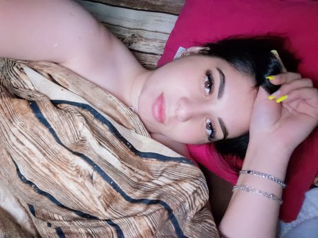 Deniisa_ OnlyFans-Pornoleak