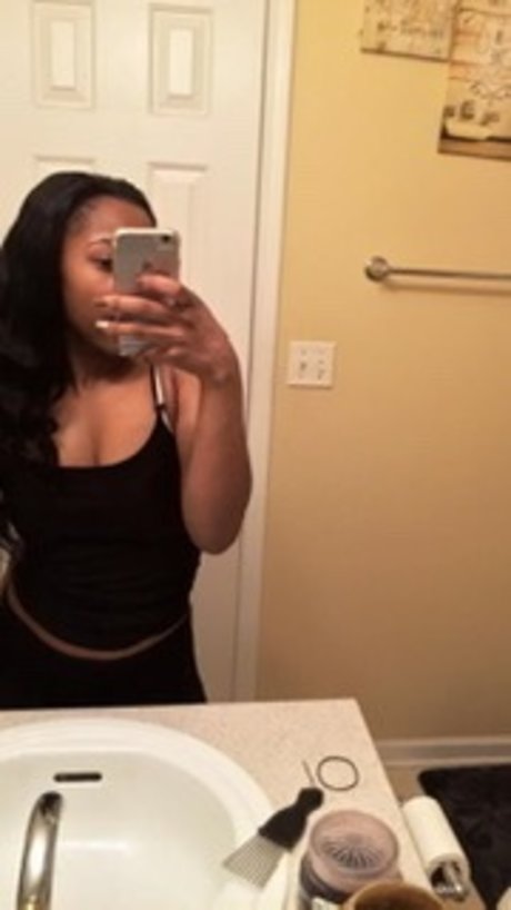 Samyia OnlyFans Modelfoto