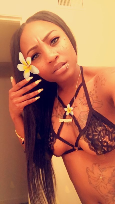 Killnhoes OnlyFans Striptease