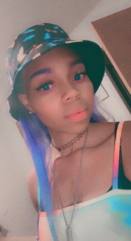 Ebony Diamond Nacktbilder von OnlyFans geleakt