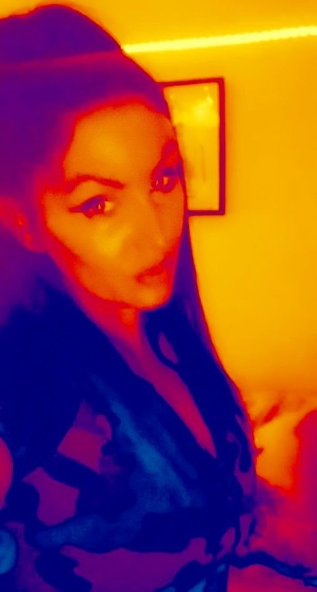 Kiaraknight Nacktbilder von OnlyFans