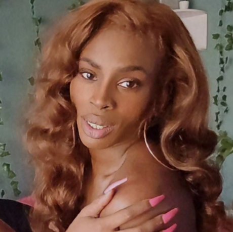 Nubia Nacktpornos auf OnlyFans