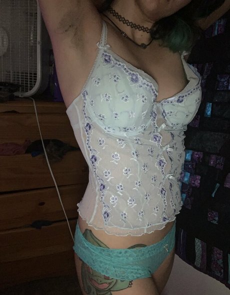 emowaifu162 Nacktpornos auf OnlyFans