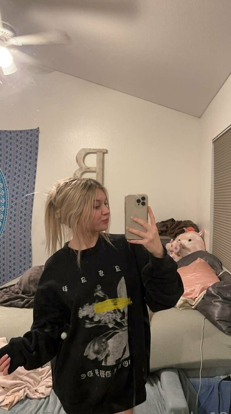 brandibaby18 Titten OnlyFans