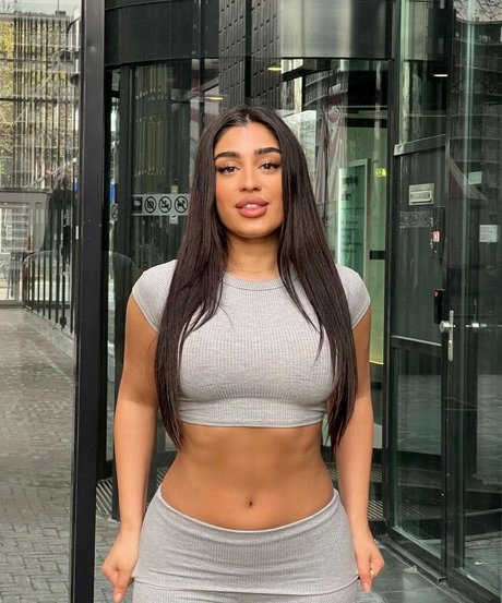 parmidashahh Kostenloses OnlyFans