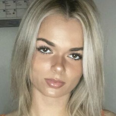 Lily Dobbs OnlyFans gratis