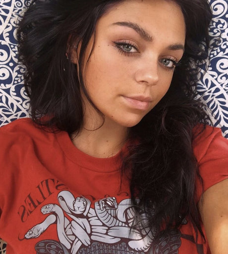 Clare Temerowski OnlyFans öffentliche Fotos OnlyFans