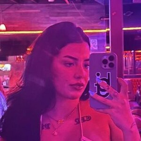 Selenaxoxoxo Marian Nacktbilder von OnlyFans