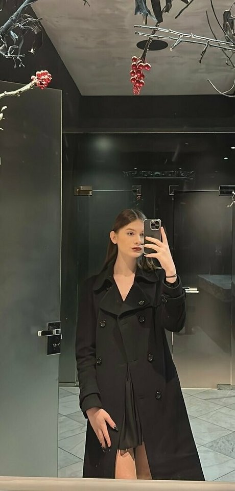 mia ts Neue geleakte OnlyFans-Inhalte