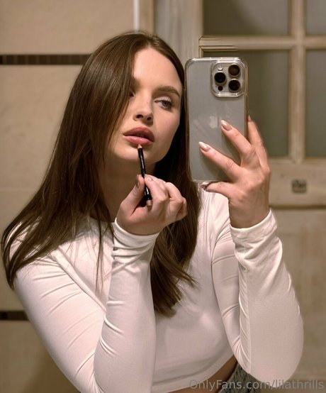 lilathrills Nackt auf OnlyFans Leak