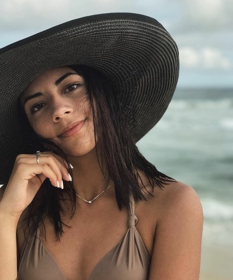 Valentina Kavata OnlyFans kostenlos geleakt