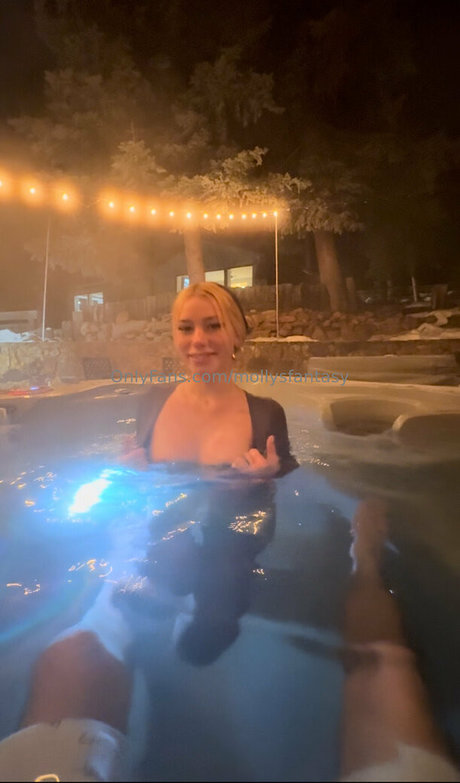 mollysfantasy OnlyFans Arsch Leak