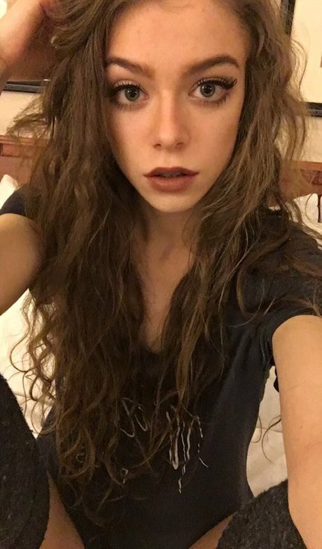 Rose Castella OnlyFans-Leaks