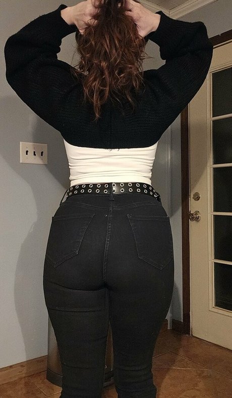 Suzyque OnlyFans Nacktbilder