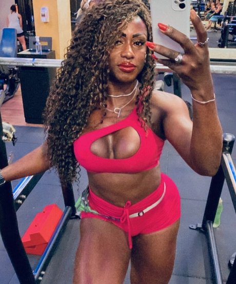 Ana Paula Costa OnlyFans geleakter Pornografie