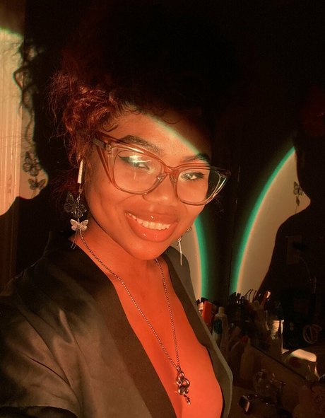 el3phanttittyz Leaked OnlyFans Porn