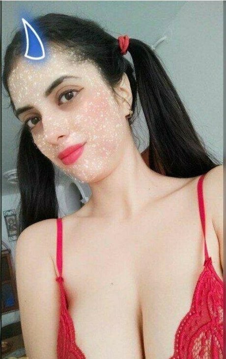 cute daisy OnlyFans Leak