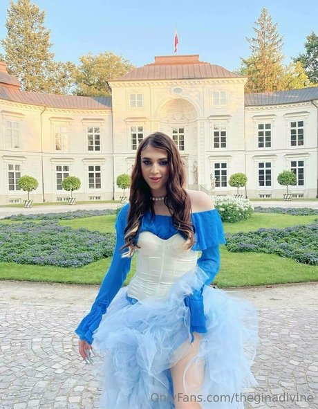 theginadivine OnlyFans Bilder