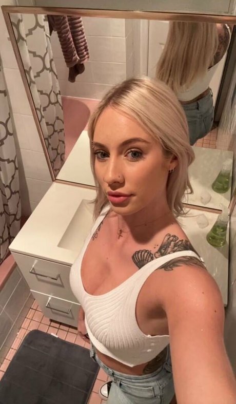 Maddison James OnlyFans Nacktbilder