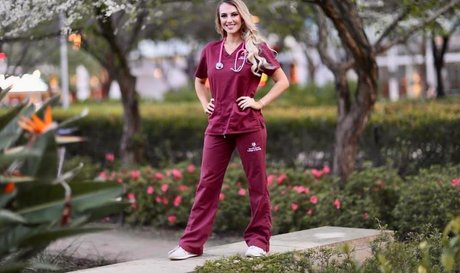 Emilee Atchley OnlyFans Gratis