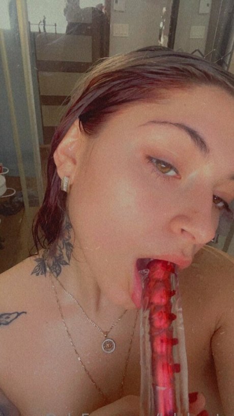 lylybooty Leaks von Nacktbildern auf OnlyFans