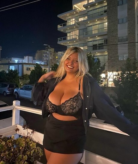 Antonella Muccione Neue geleakte OnlyFans-Inhalte