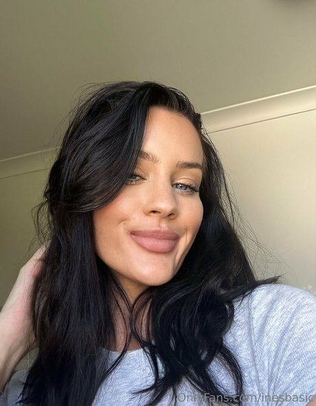 Ines Basic Nacktbilder von OnlyFans geleakt