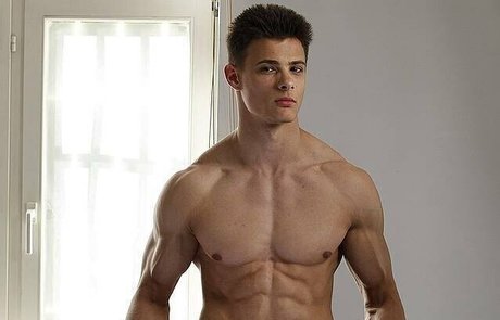 andrei karenin Nacktbilder OnlyFans